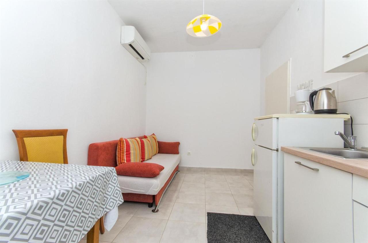 Apartments Paolo Okuklje Экстерьер фото