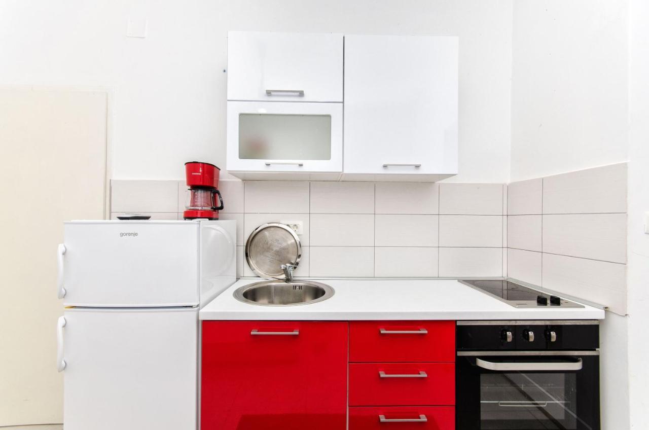 Apartments Paolo Okuklje Экстерьер фото